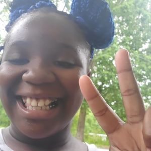 Meet your Posher, Tina